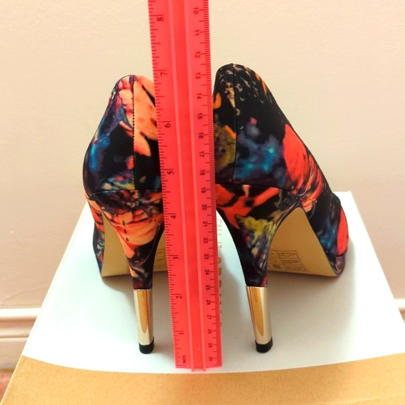 Call it Spring - Picture 2 of 5